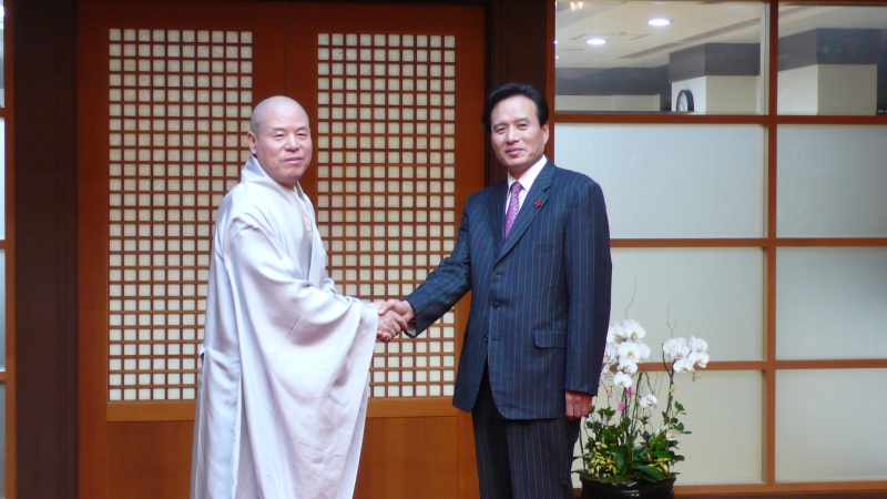 2009.11.18_하복동 공불련 회장 예방 (2)